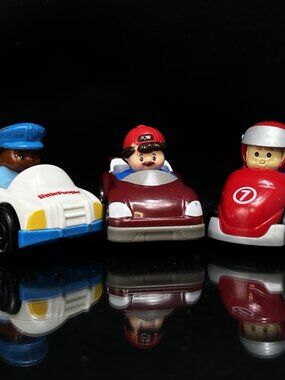 Fisher Price Little People Wheelies Racers Race Car Police
